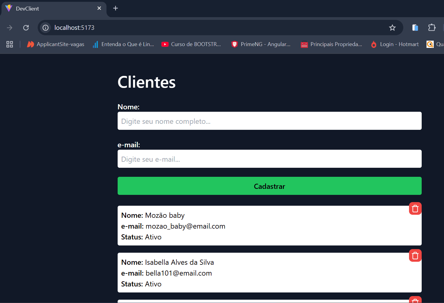Interface do Cadastro de Clientes mostrando formulário de cadastro